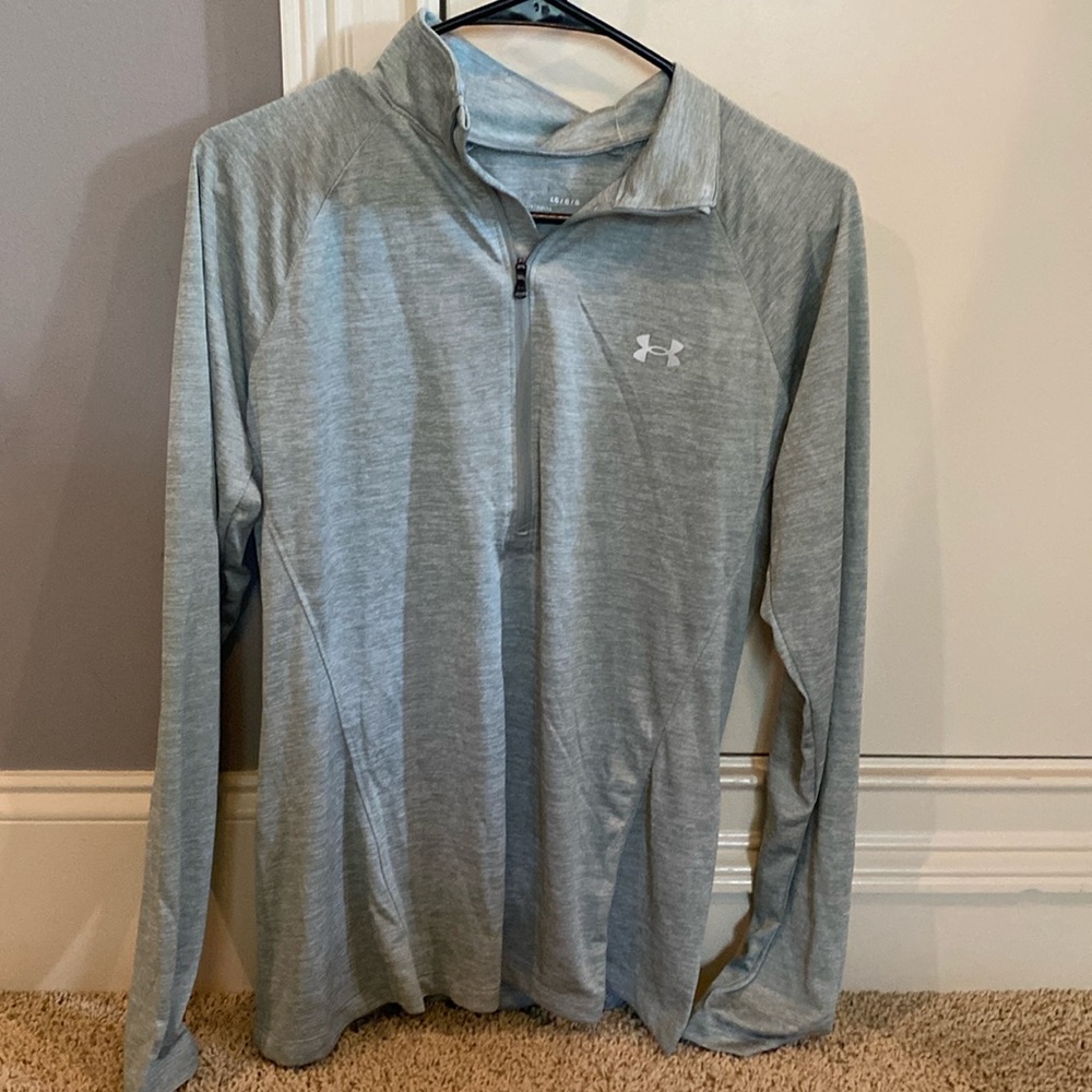 Underarmour Tech 1/2 Zip Twist. Size Large.